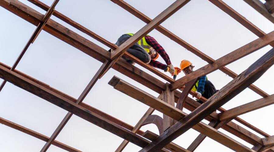 Expert Emergency Roof Repairs services in Mount Calm, TX